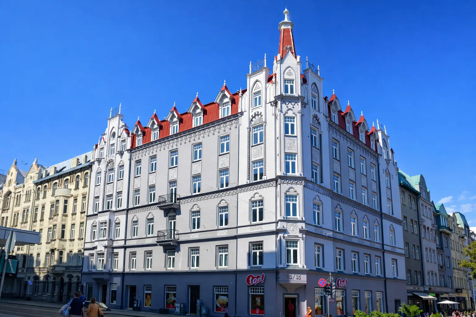 Команда AluStar в работе